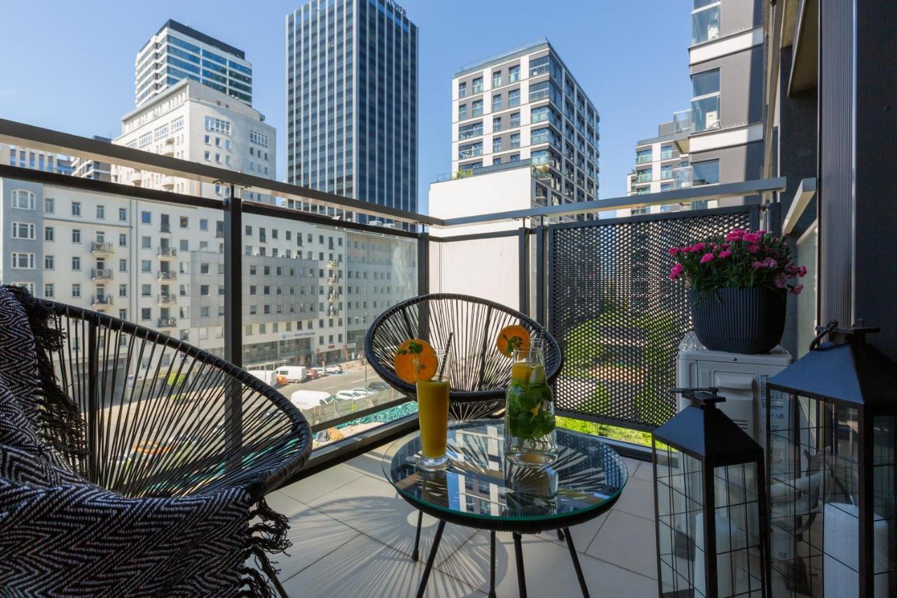 Mennica Residence Central Apartment By Renters Prestige Warsaw Luaran gambar
