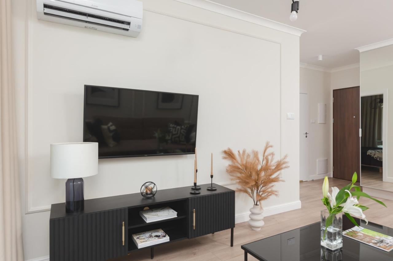 Mennica Residence Central Apartment By Renters Prestige Warsaw Luaran gambar