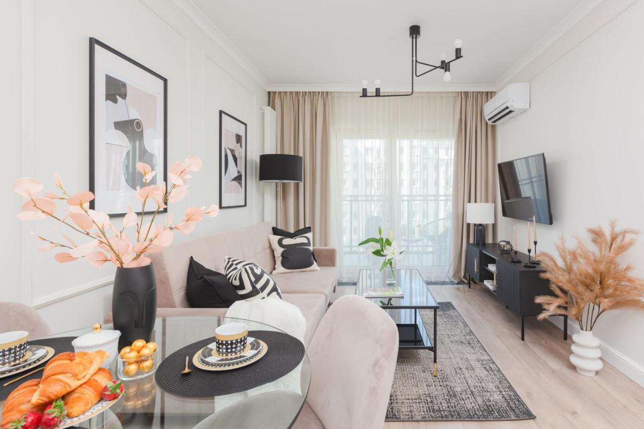 Mennica Residence Central Apartment By Renters Prestige Warsaw Luaran gambar